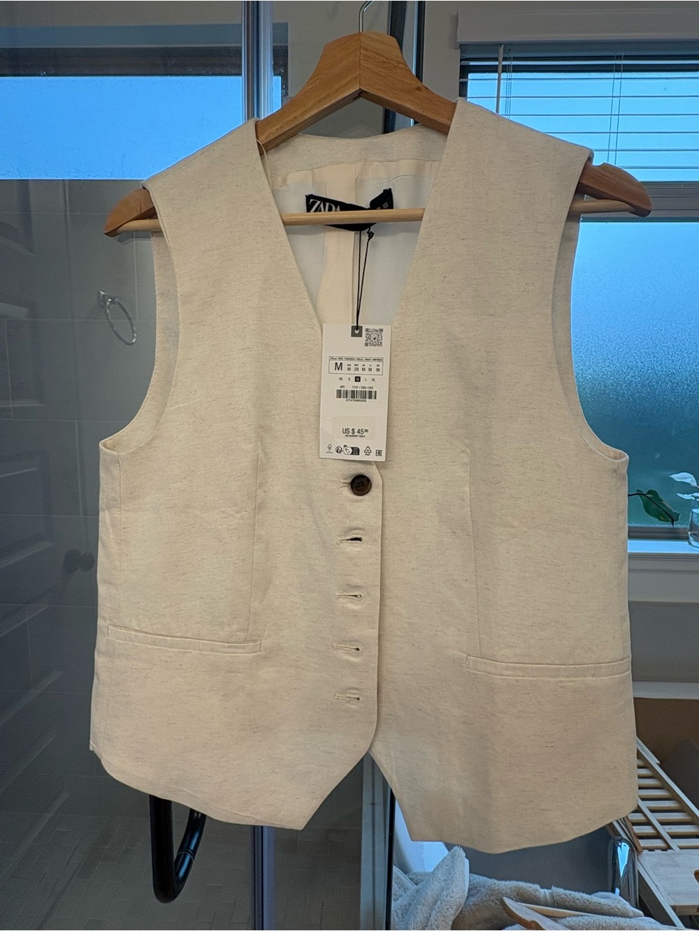 Zara Cream Sleeveless Button Vest